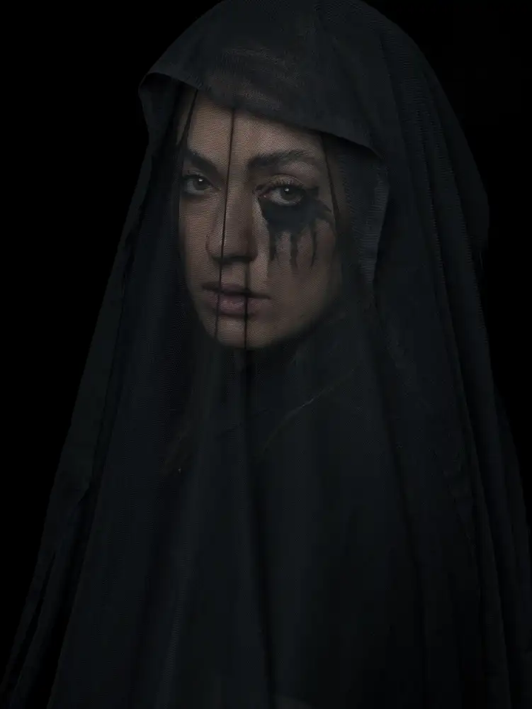 mohahammadi, nour Roya: Pain