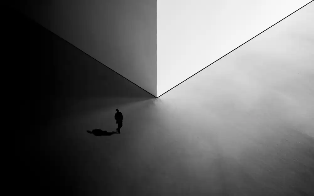 Qadermazi, Arastoo: passerby