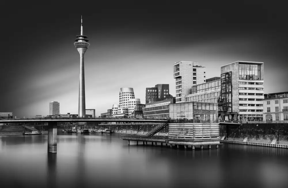 Figueras, Antoni: Le port de Düsseldorf