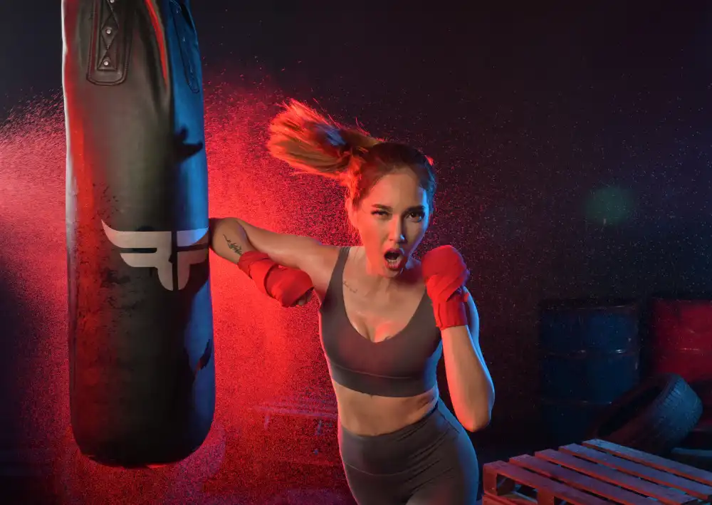 Aditya, Rawisyah: Portrait of lady boxer