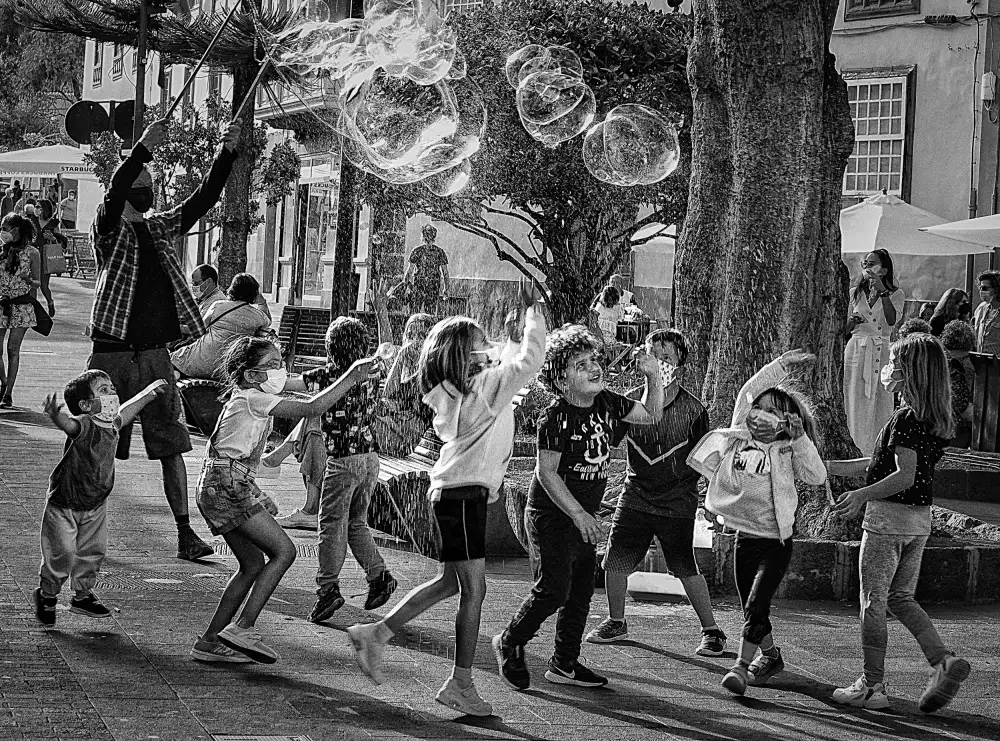 Alviani, Montserrat: Soap Bubbles