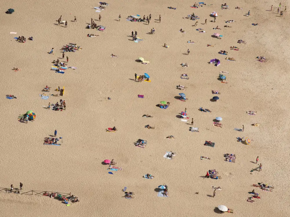 Kožuh, Primož: Colorful summer beach