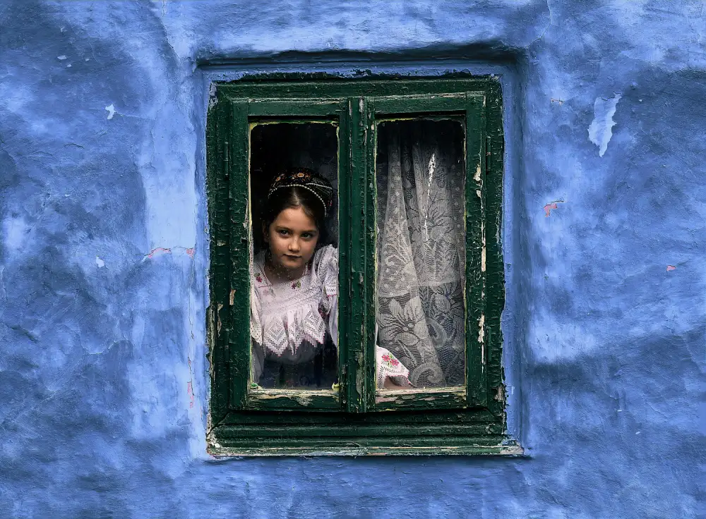 Perovich, Irene: Waiting for friends