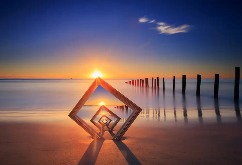 Yu, Zhen James: Frame in the Frame V3
