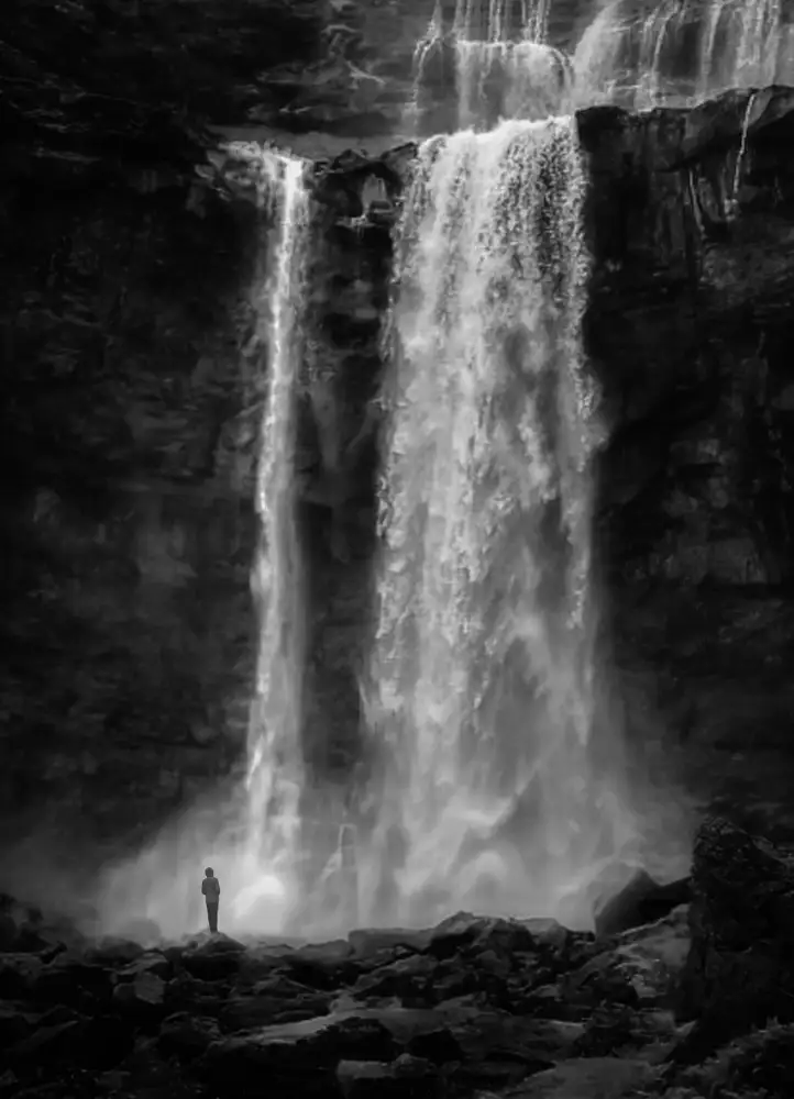 Zeng, Kenneth: Cascate d'acqua
