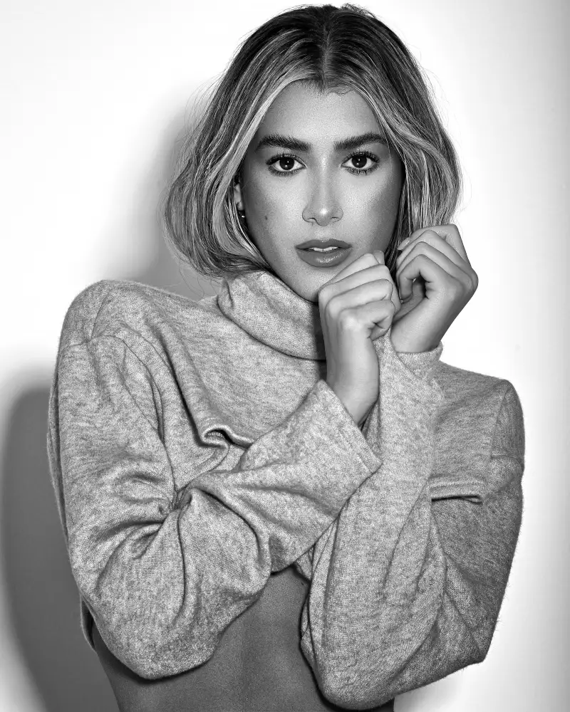 Tejada, Cesar: Carlota