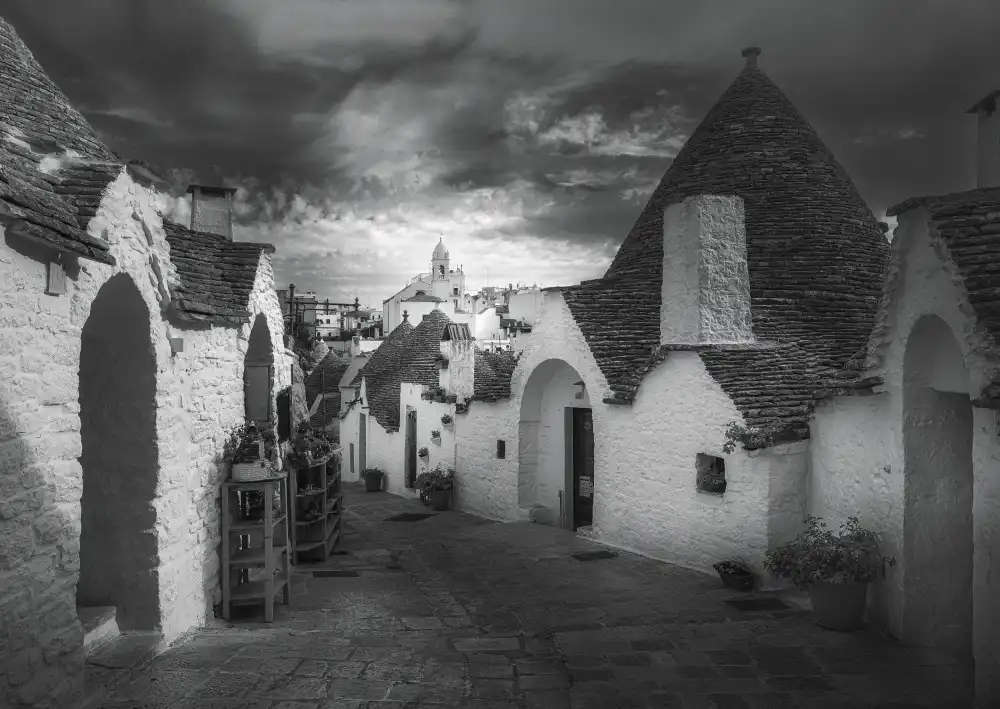 Benjumeda, Pastor Eugenio: Enchanted Town