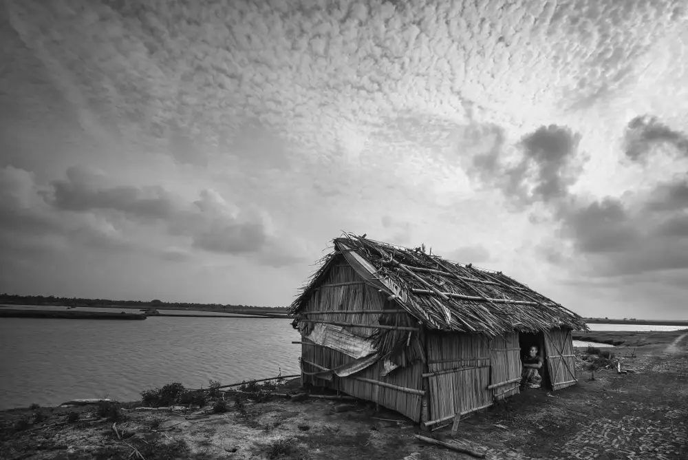 Chakraborty, Sudipta: Lone existence
