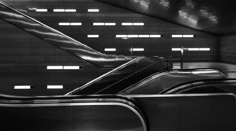 Weber, Roland: A Bunch of Escalators