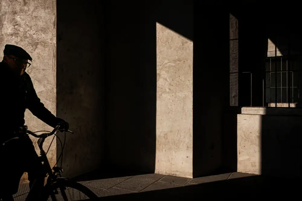 Domenichi, Luca: entrance