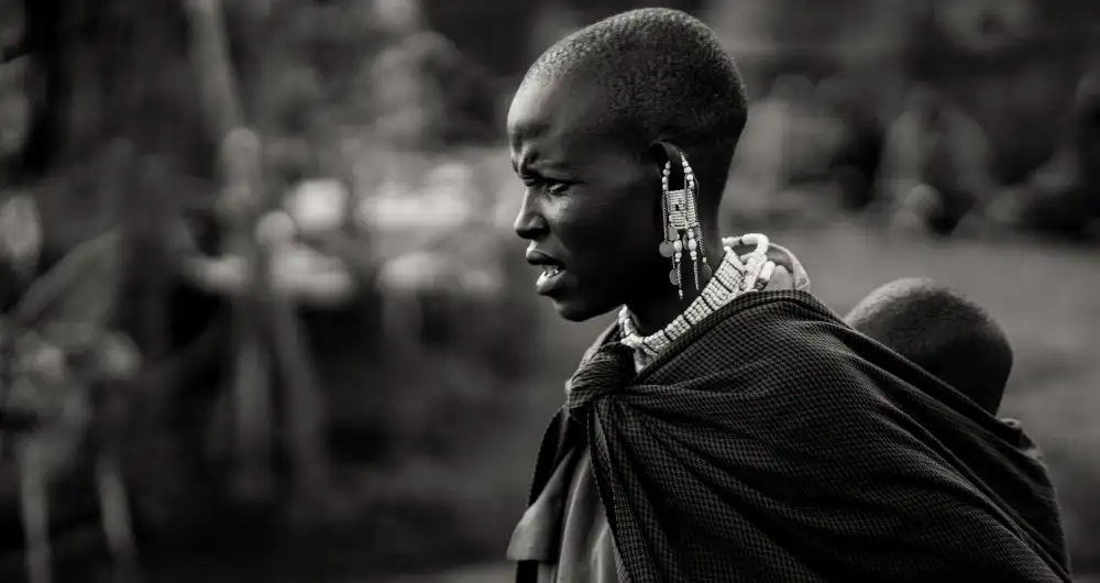 Chawla, Shobhit: Masai lady ..Ngorongoro  Tanzania
