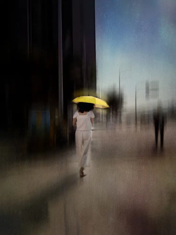 Wang, Yi-Tang: Yellow umbrella