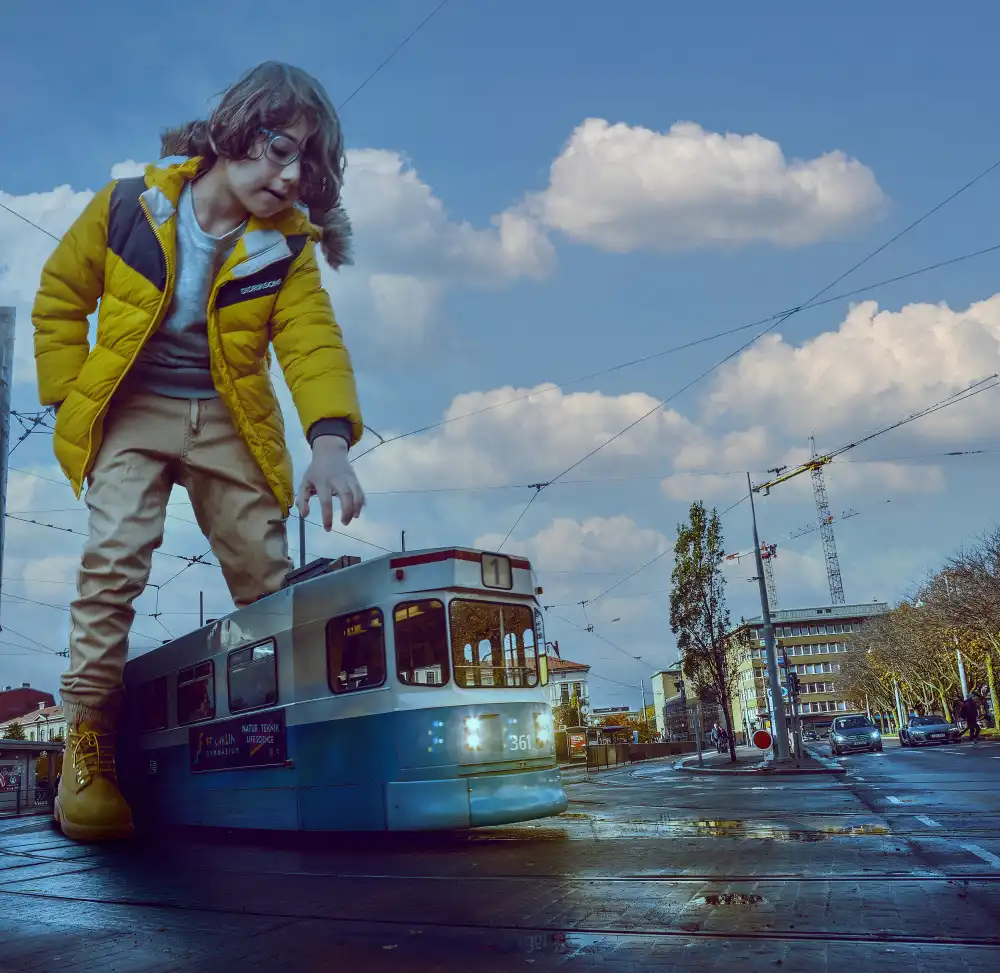 Ogazzi, Alex: The world is my toy