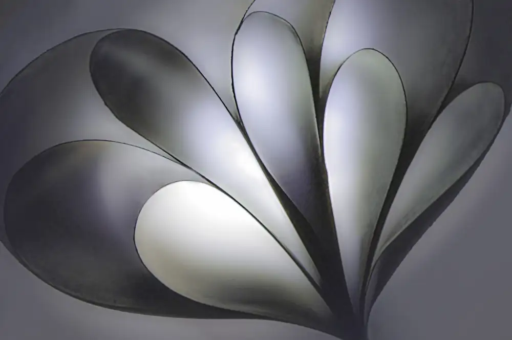 Xu, Xiaoyuan: Light and Shadow