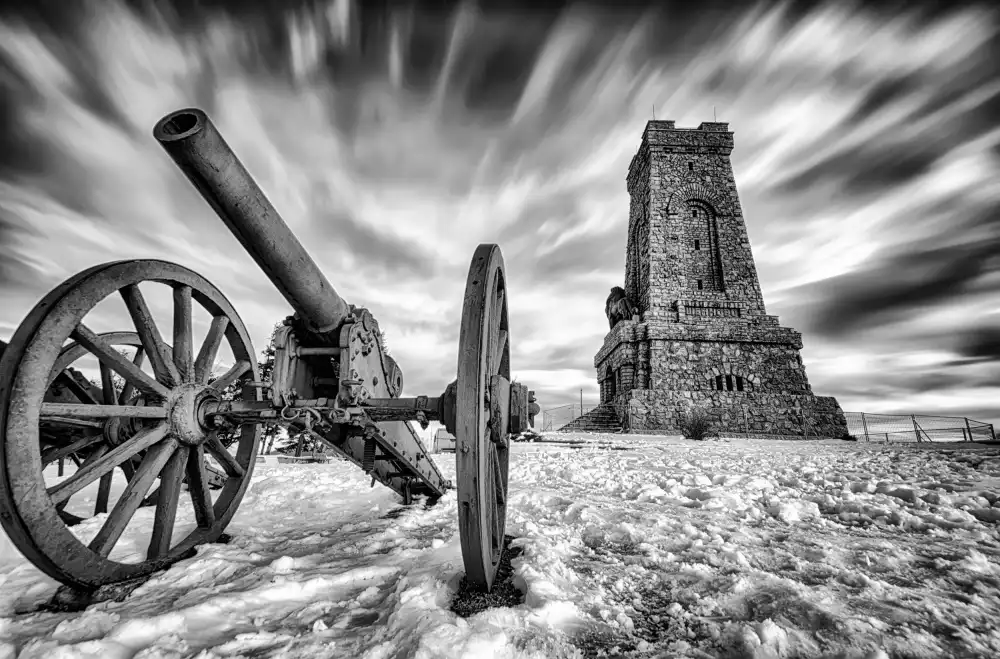 Nanev, Vasil: Shipka BW