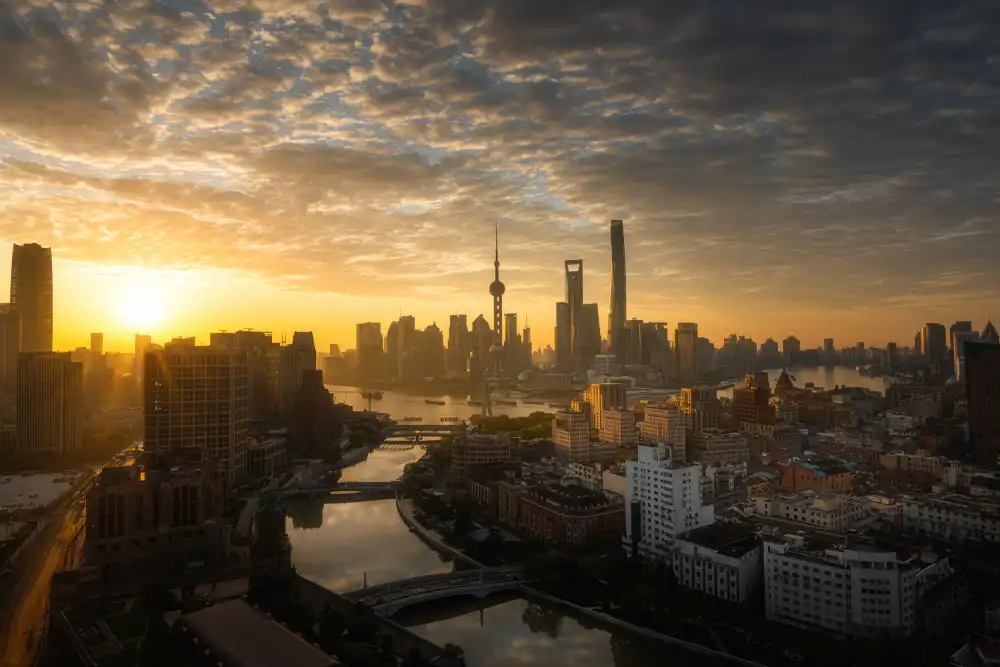 Zhang, Steve: Sunrise in Shanghai