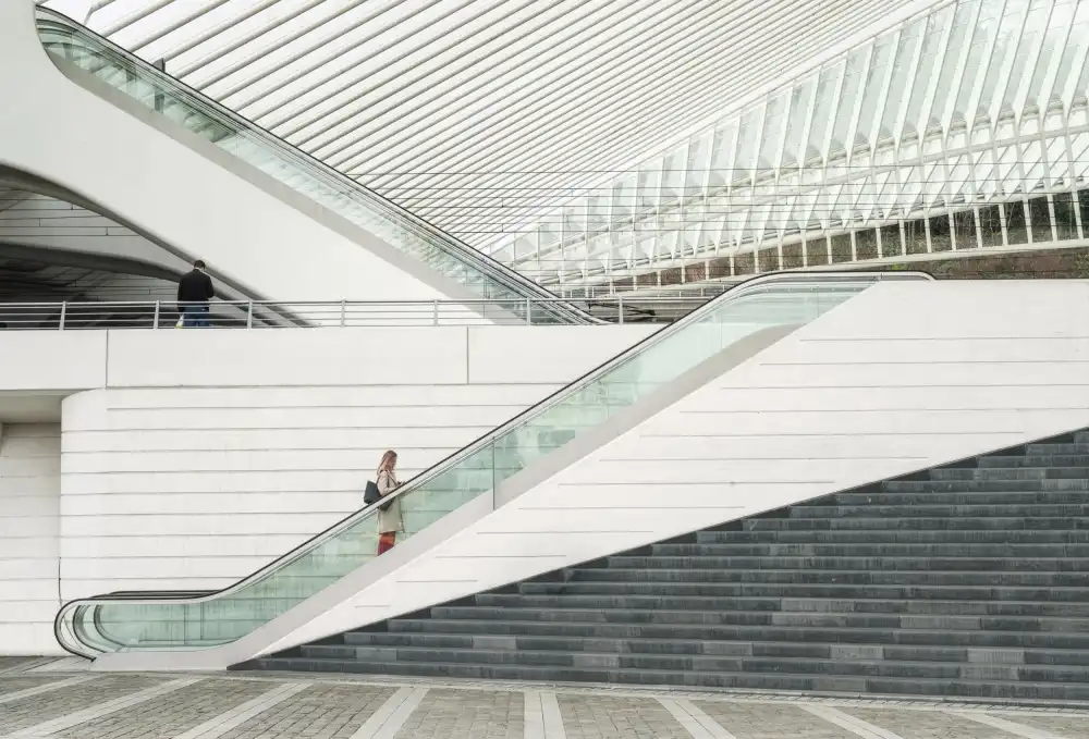 Figueras, Antoni: Liegi Guillemins