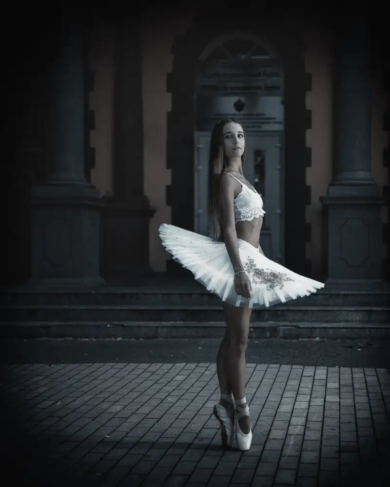 Nanev, Vasil: Ballerina Vintage II