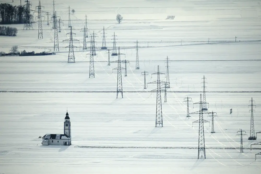 Leon: Sorsko field in winter time