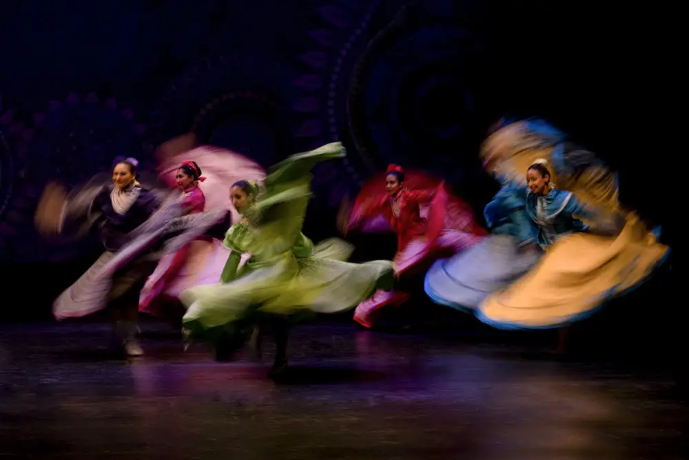 Zhao, Emma: Danse mexicaine 2