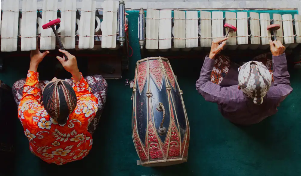 Erkmen, Ugur: Gamelan Musicians