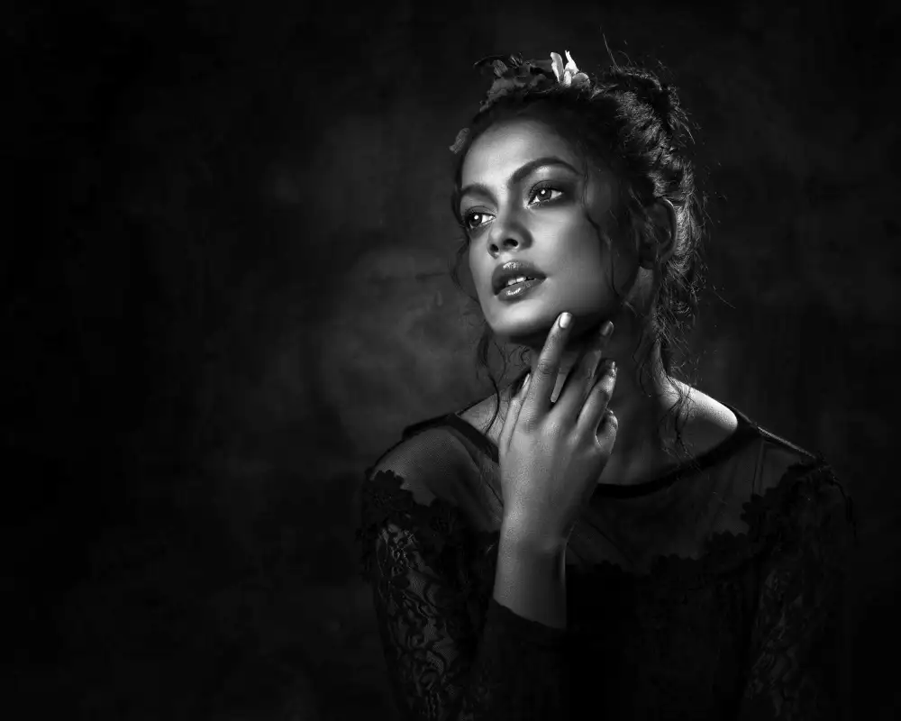 DAS, CHANDRA JAYATU: BEAUTY