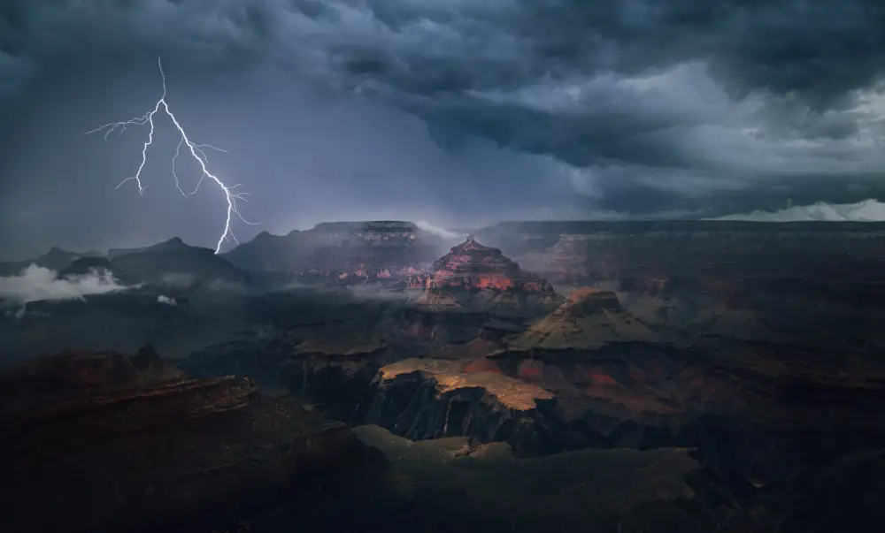 May, G.: Storm
