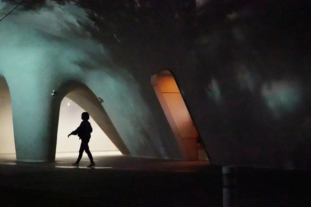 Wang, Yi-Tang: Grotta