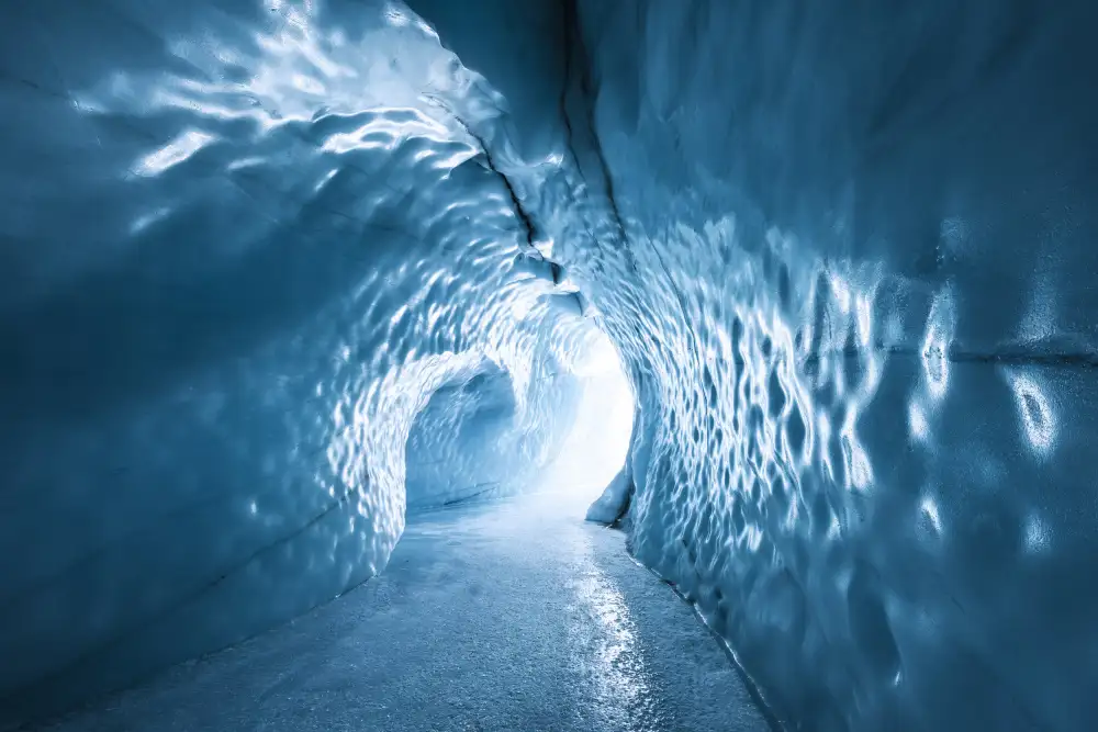 Hefele, Stefan: Ice Cave Path