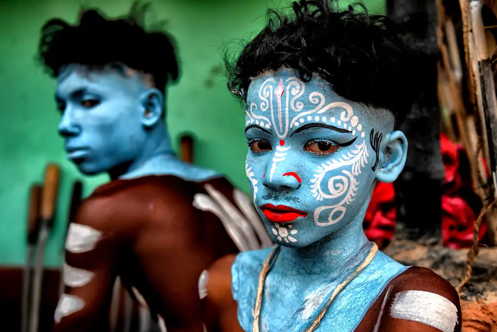 Das, Avishek: Blue face