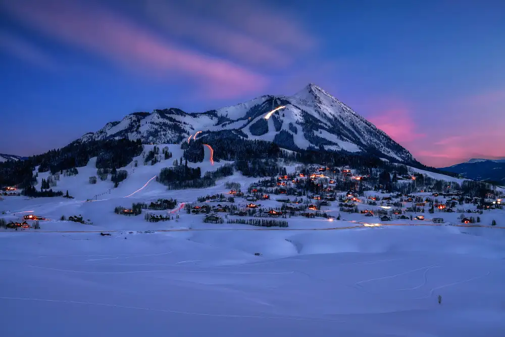 Xu, Mei: Skigebiet zur Blauen Stunde