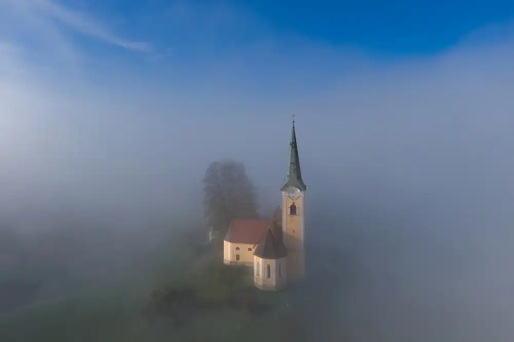 Kravanja, Jure: Sveta Rozalija, Slovenia
