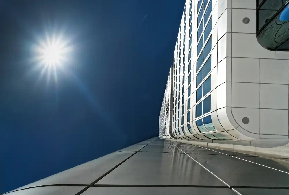 Rückert, Stephan: Towards the sun