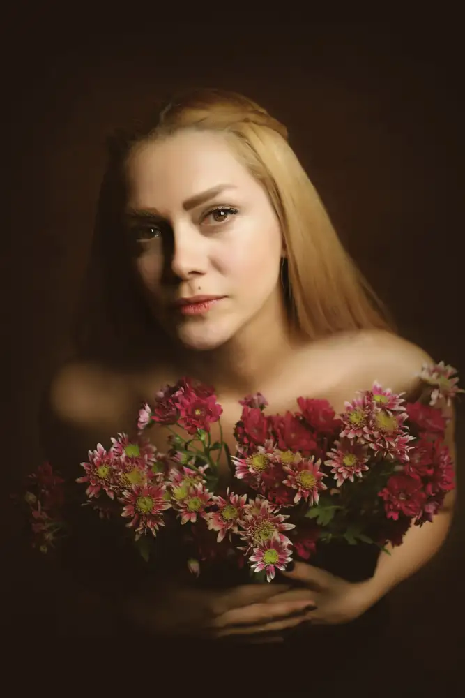 Hasheminasab, Moein: Ragazza persiana