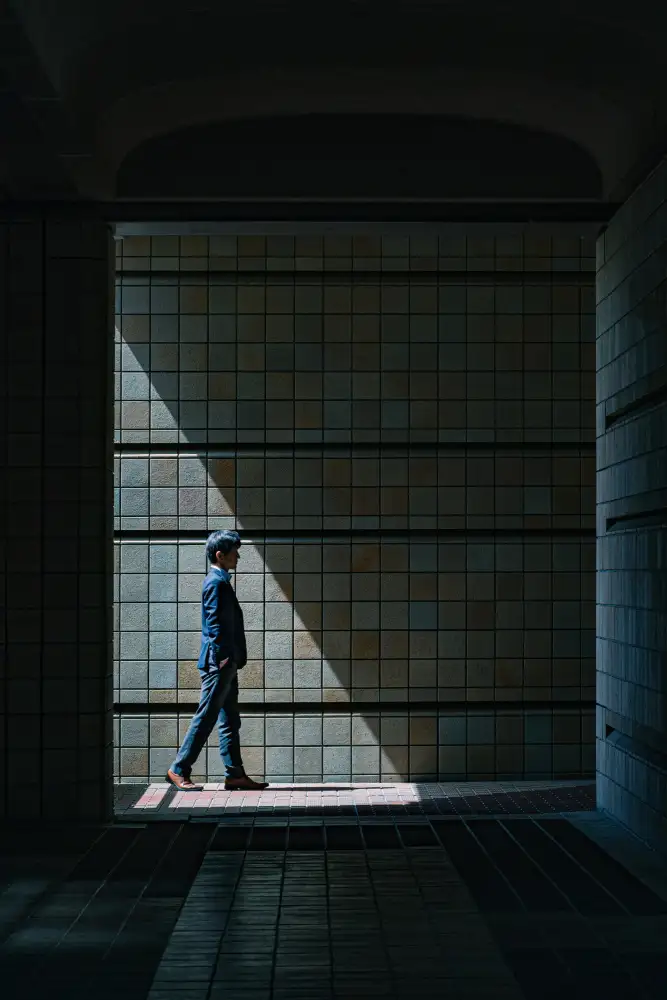 Reijiro: A man walking through the corridor