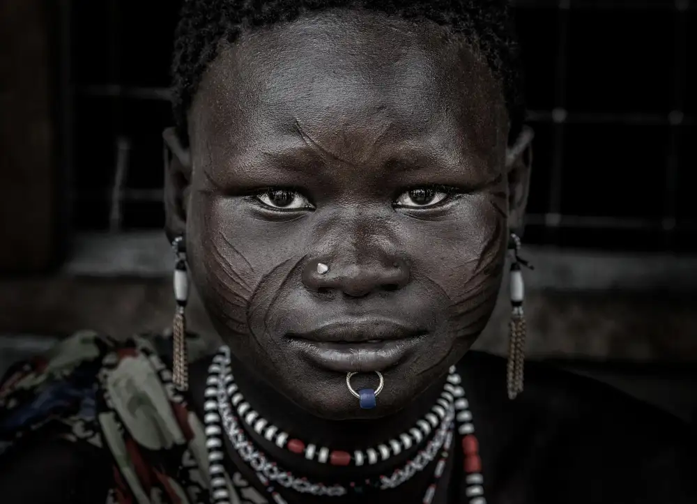 Garmendia, Inazio Joxe: Laarim woman.