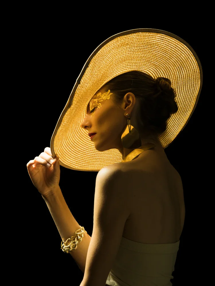 Kirzh, Svetlana: gold woman