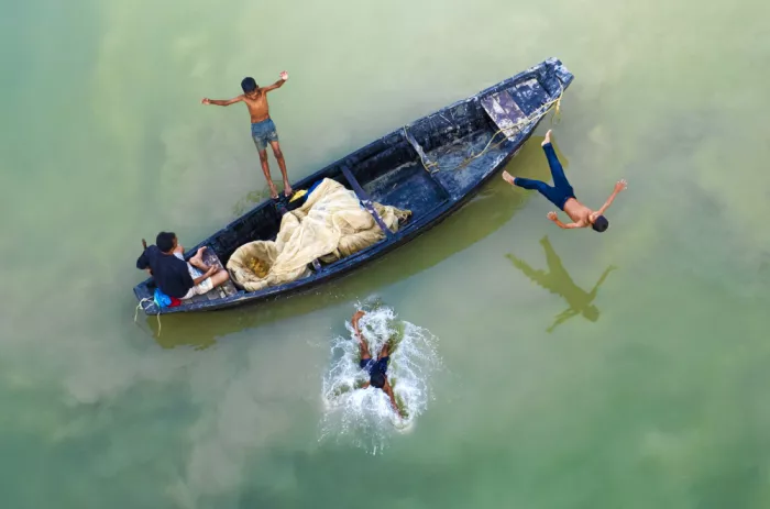 Majhi, Kumar Ajit: Beat the Sun