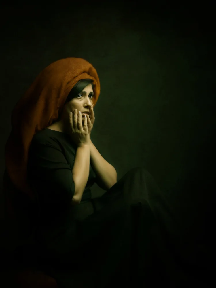 Hasheminasab, Moein: Persian girl