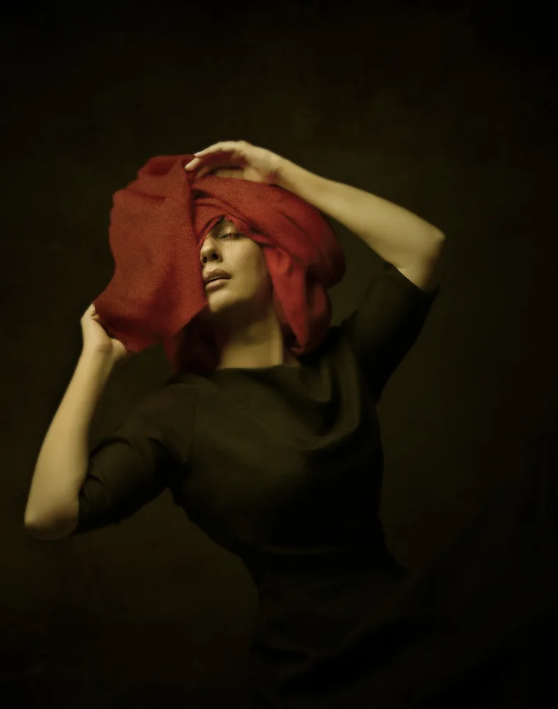 Hasheminasab, Moein: Persian girl