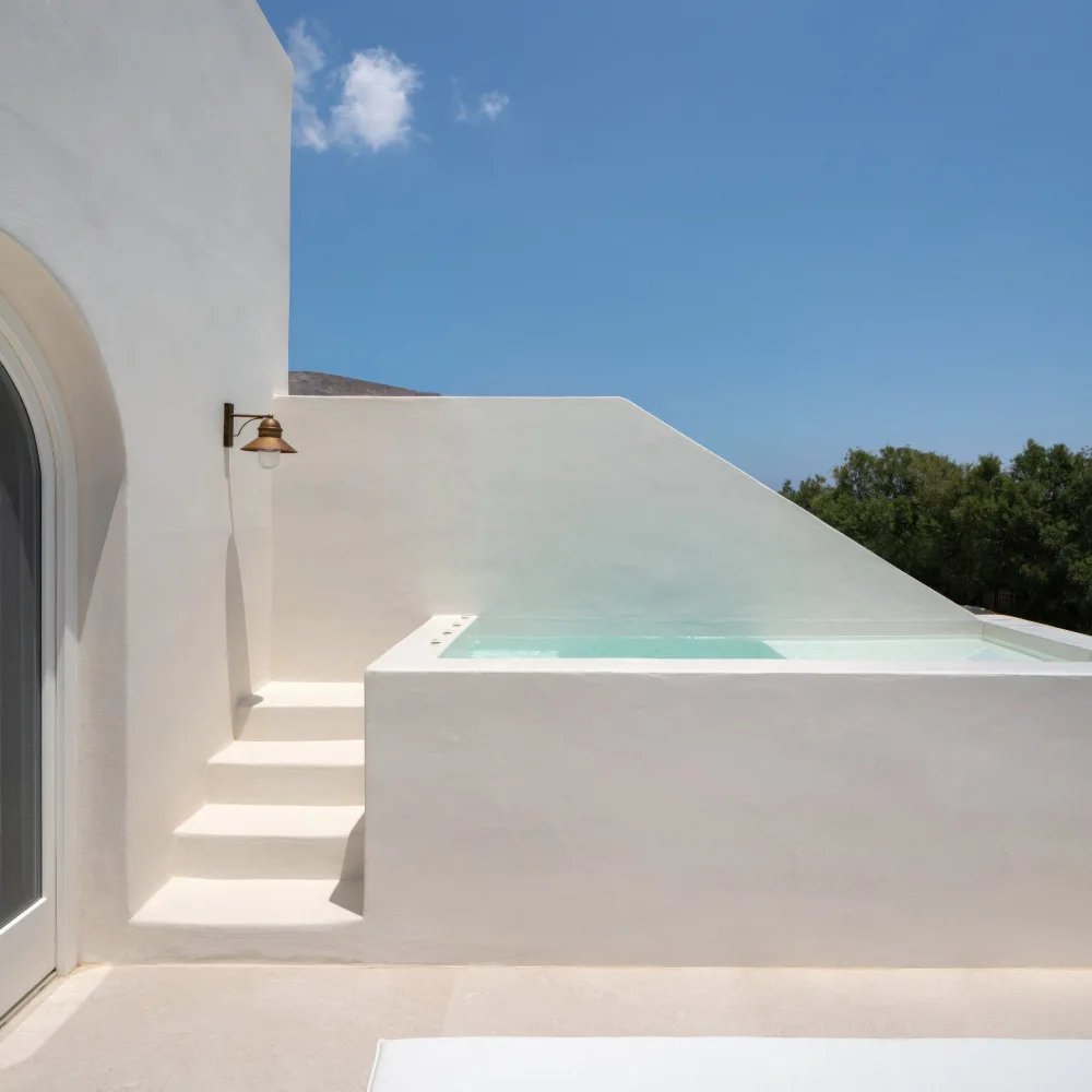 Minorstep: Step Into The Pool