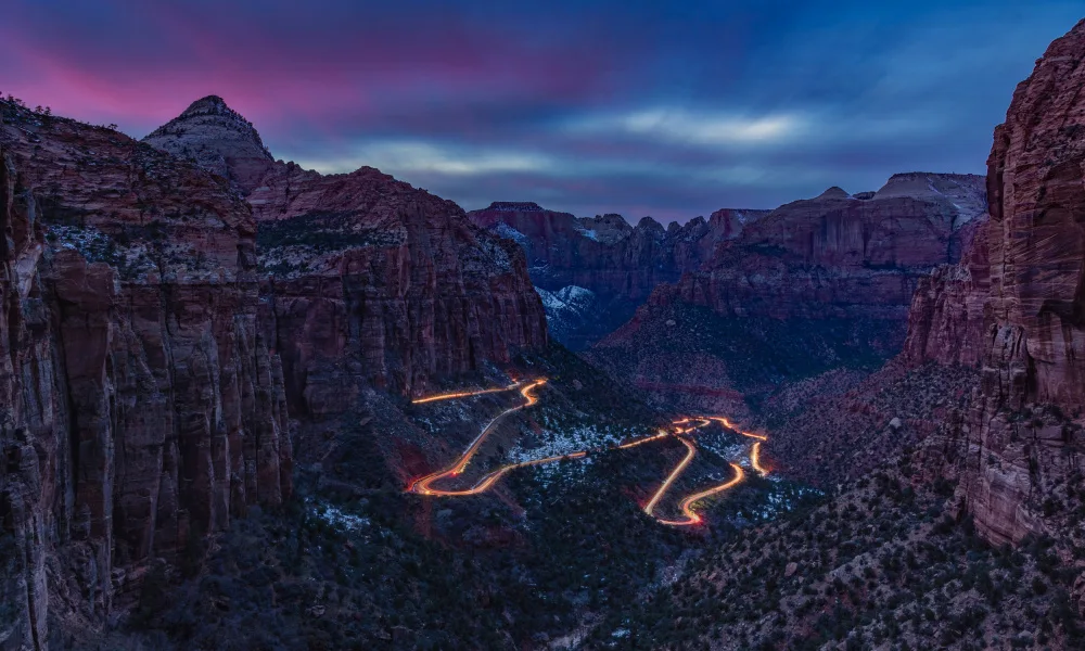 Wu, Yue: Sunset at Zion
