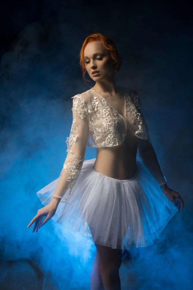 Guryanov, Andrey: Beautiful young ballerina in blue haze