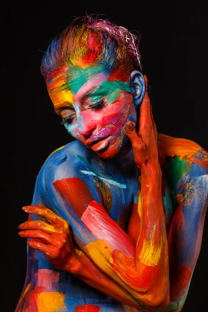 Shandelman, Amalya: Polychromaticity is Only Skin Deep