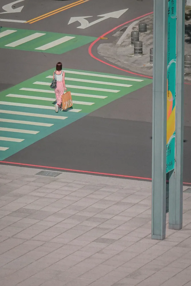 Wang, Yi-Tang: Crosswalking