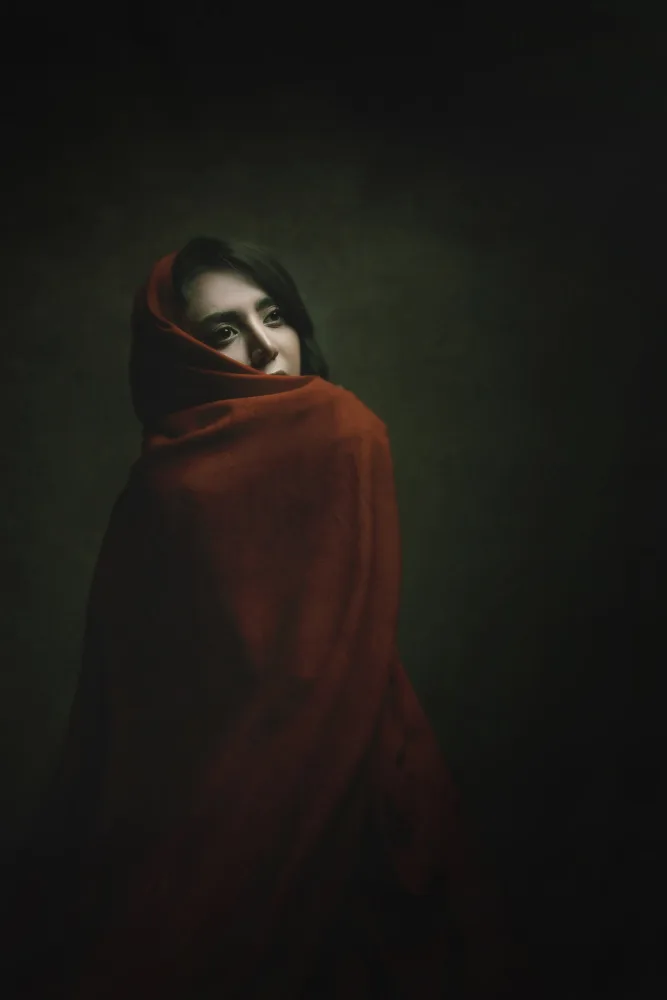 Hasheminasab, Moein: Persian girl