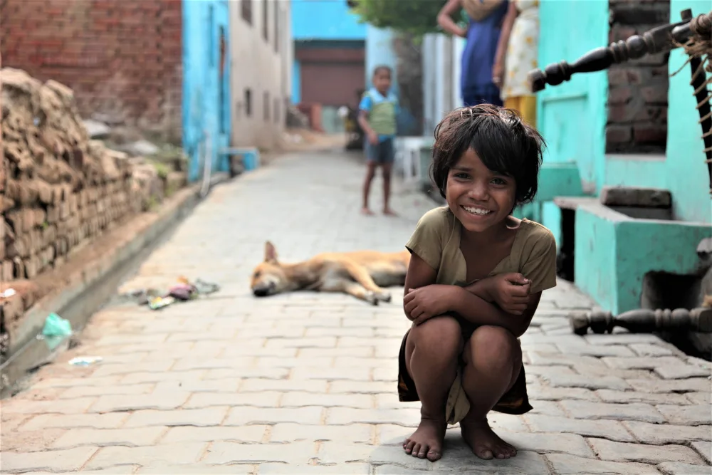 Orienti, Barbara: Agra people
