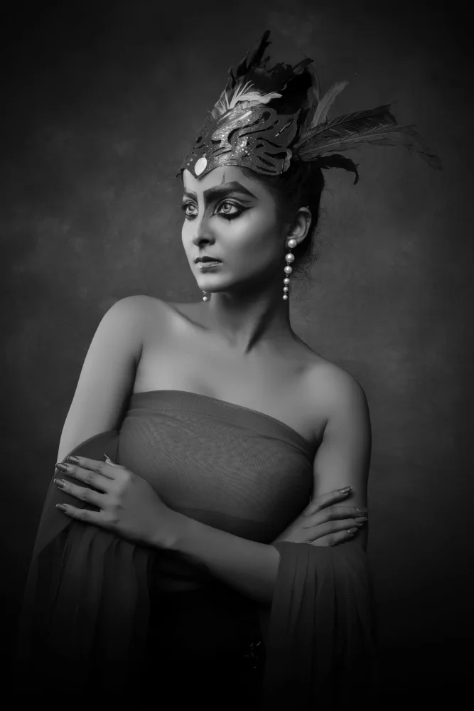 BHATTACHARYYA, PARTHA: SAVAGE PRINCES