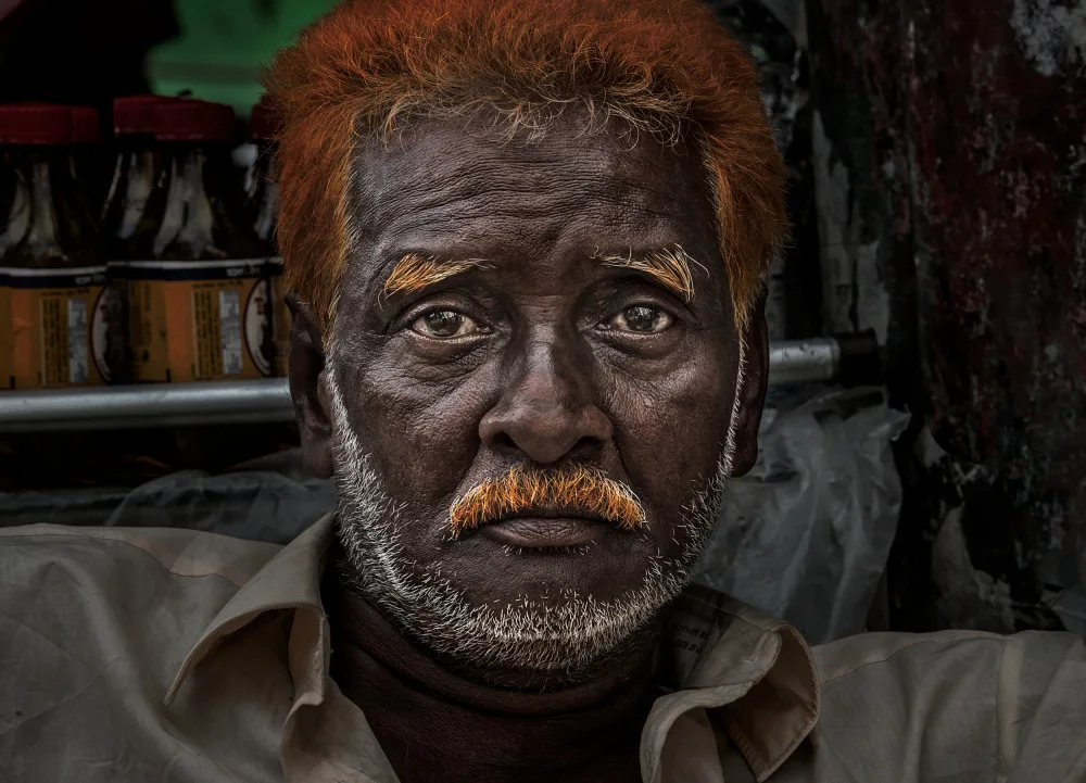 Garmendia, Inazio Joxe: Man from Bangladesh