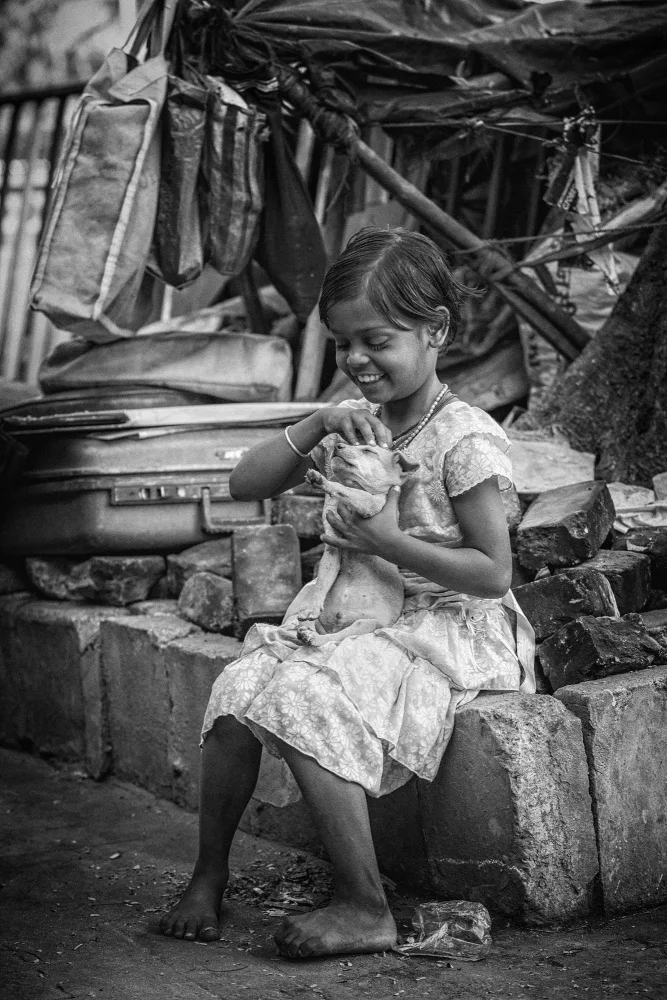 Garik: A girl with a puppy